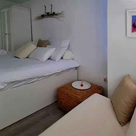 191a Centrico Apartment *