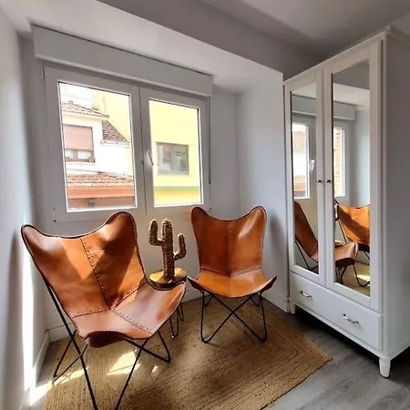 R2R - Apartamento Centrico Gijon - 191A Apartment
